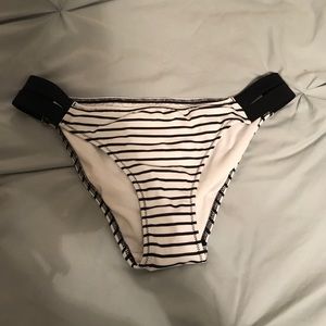 VS bikini bottoms